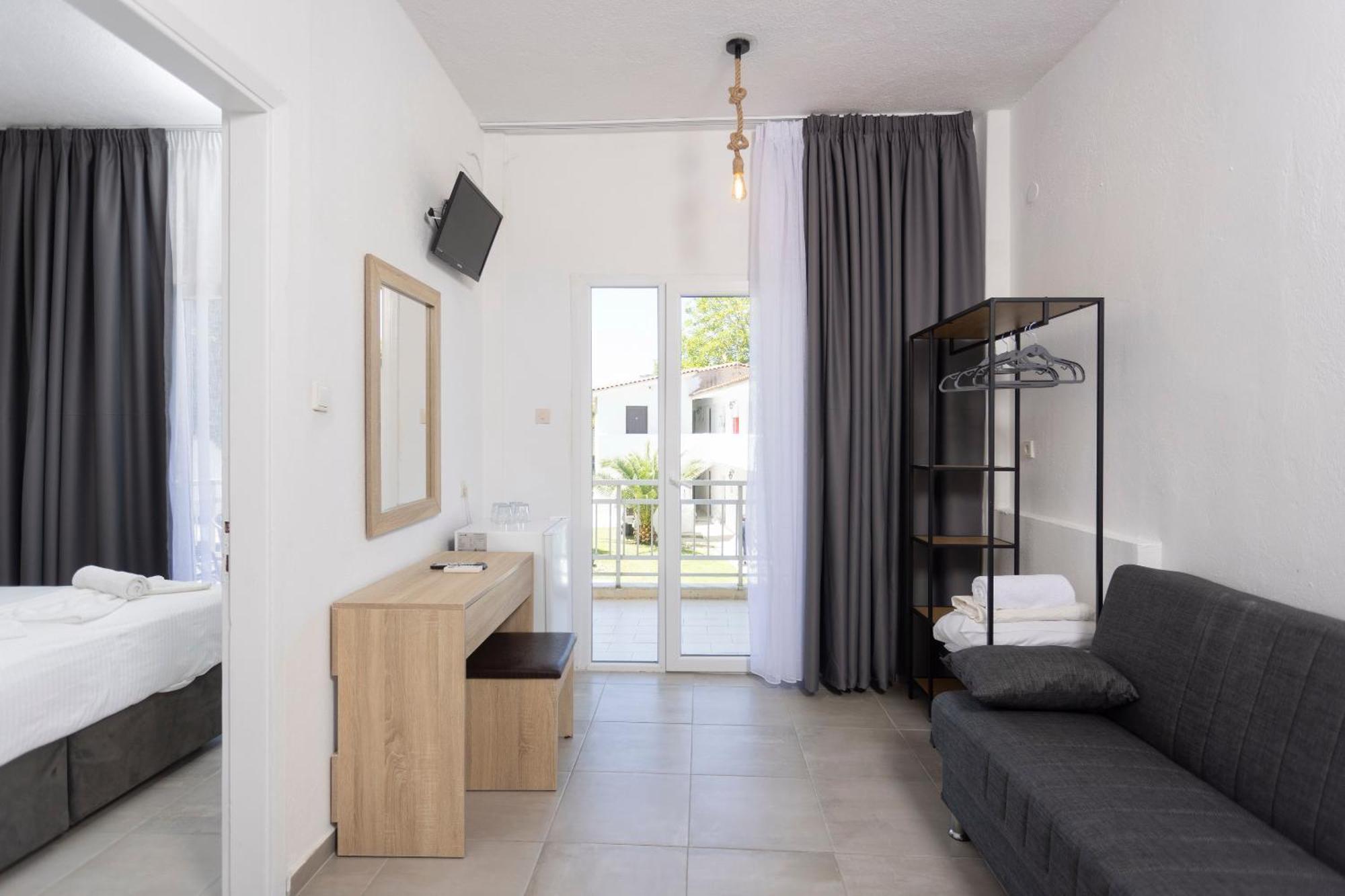 Hotel Jenny, Siviri Extérieur photo